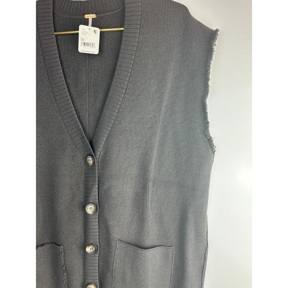 NWT Free People Oakleigh Oversized Boyfriend Sweater Vest Button Charcoal Gray M - Picture 5 of 16